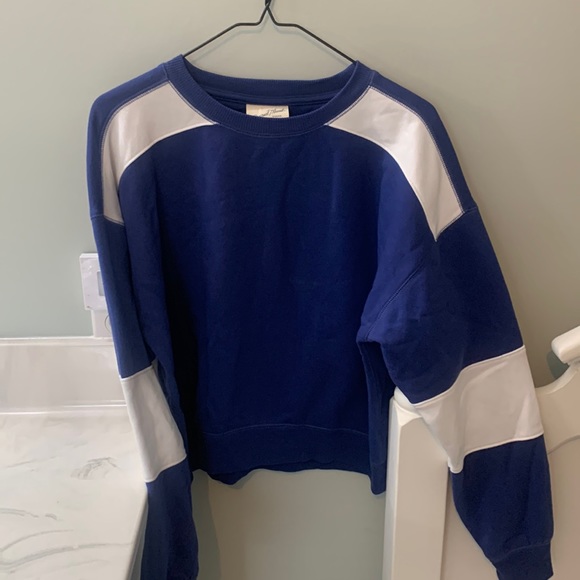 Universal thread sweatshirt blue and white - Picture 1 of 3